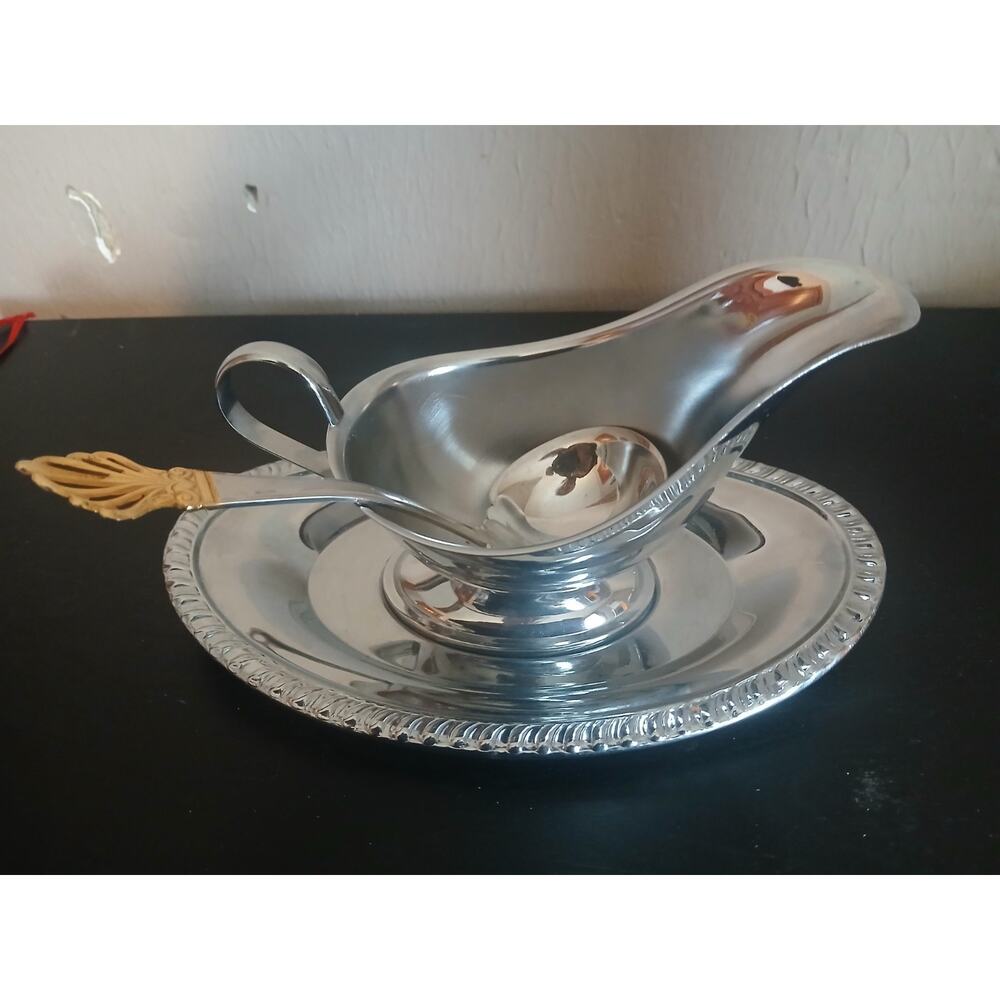 Stainless Steel Gravy Boat with Tray and Serving Ladle
